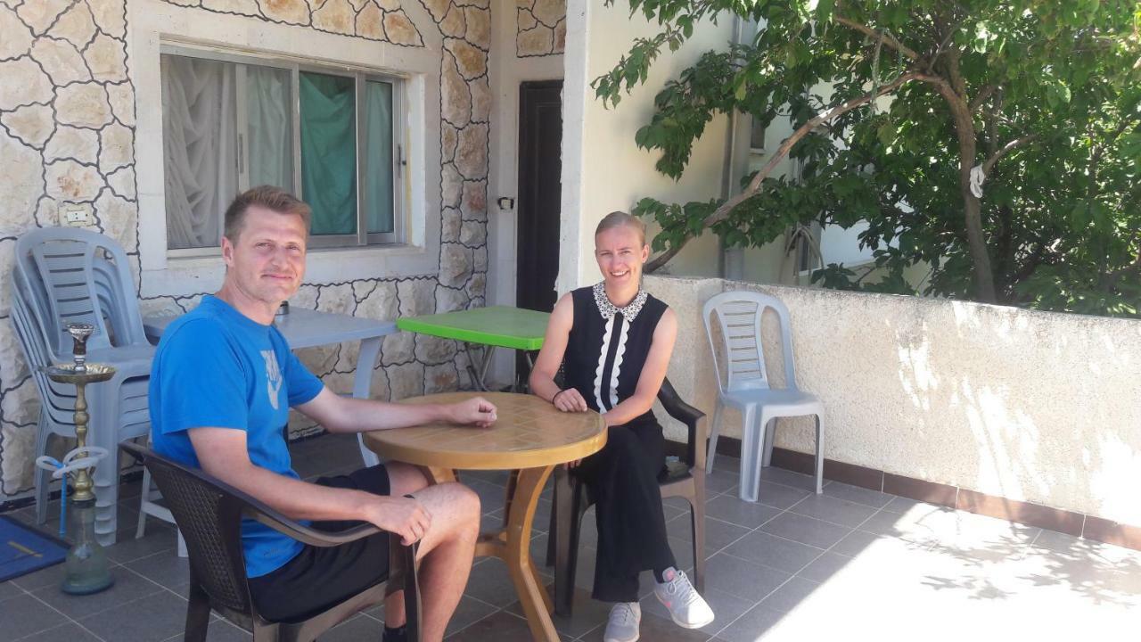 Mhna Guest House ‘Ajlūn Bagian luar foto