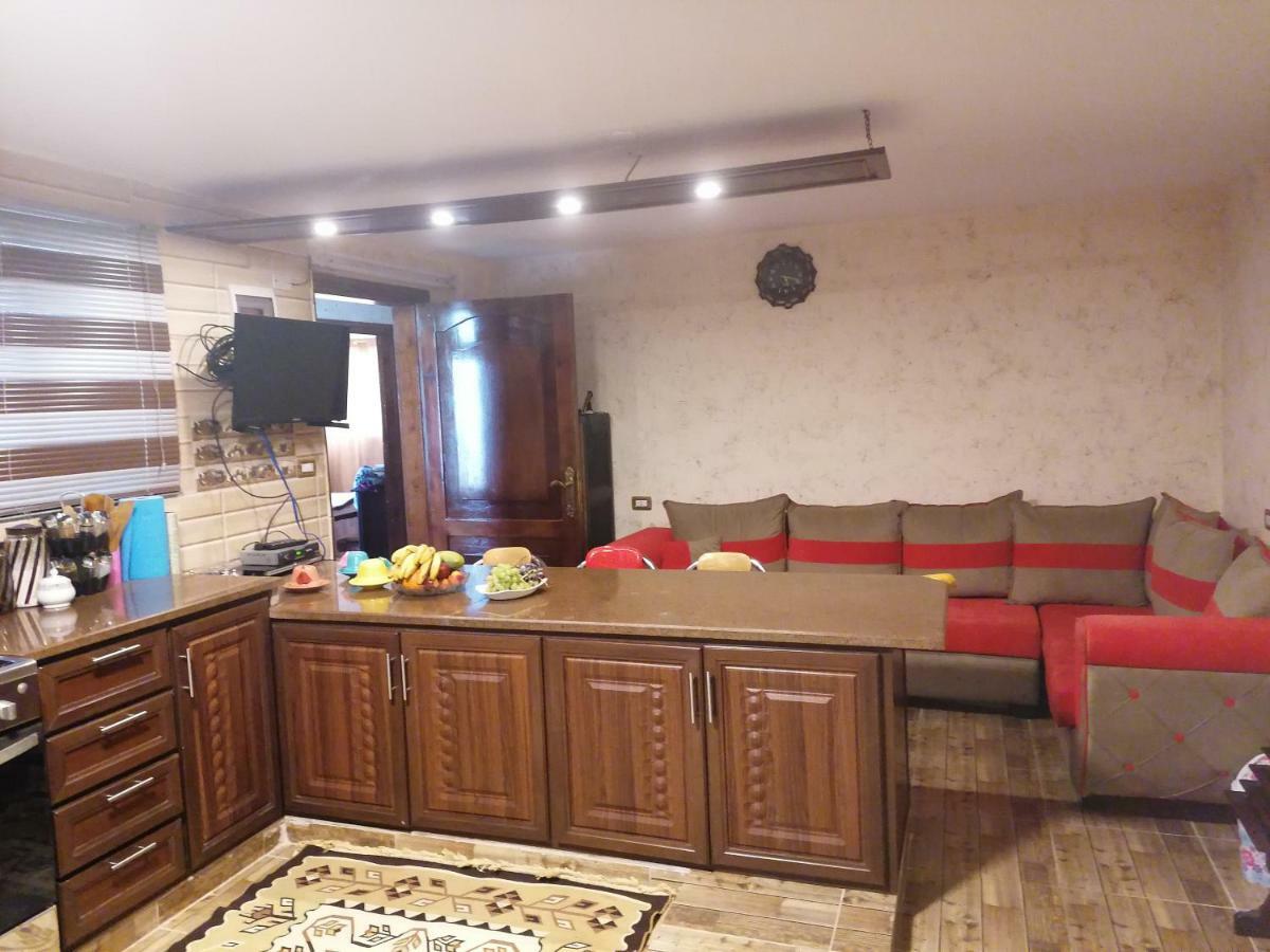 Mhna Guest House ‘Ajlūn Bagian luar foto