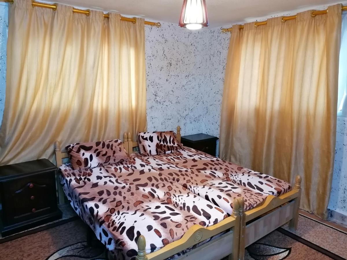 Mhna Guest House ‘Ajlūn Bagian luar foto